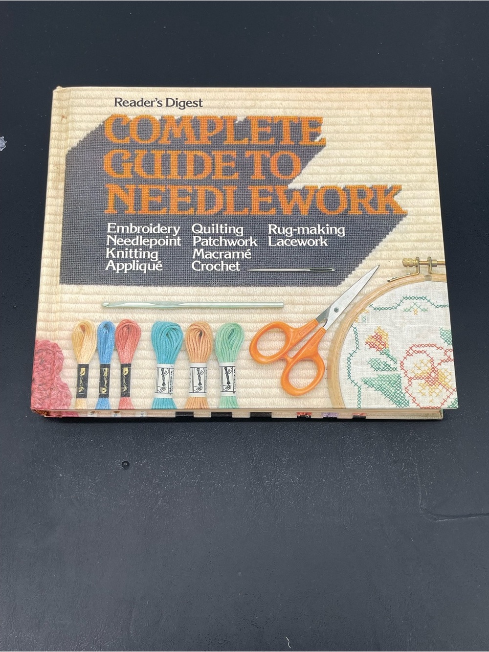 🪡Vintage 1979 Reader's Digest Complete Guide to Needlework
